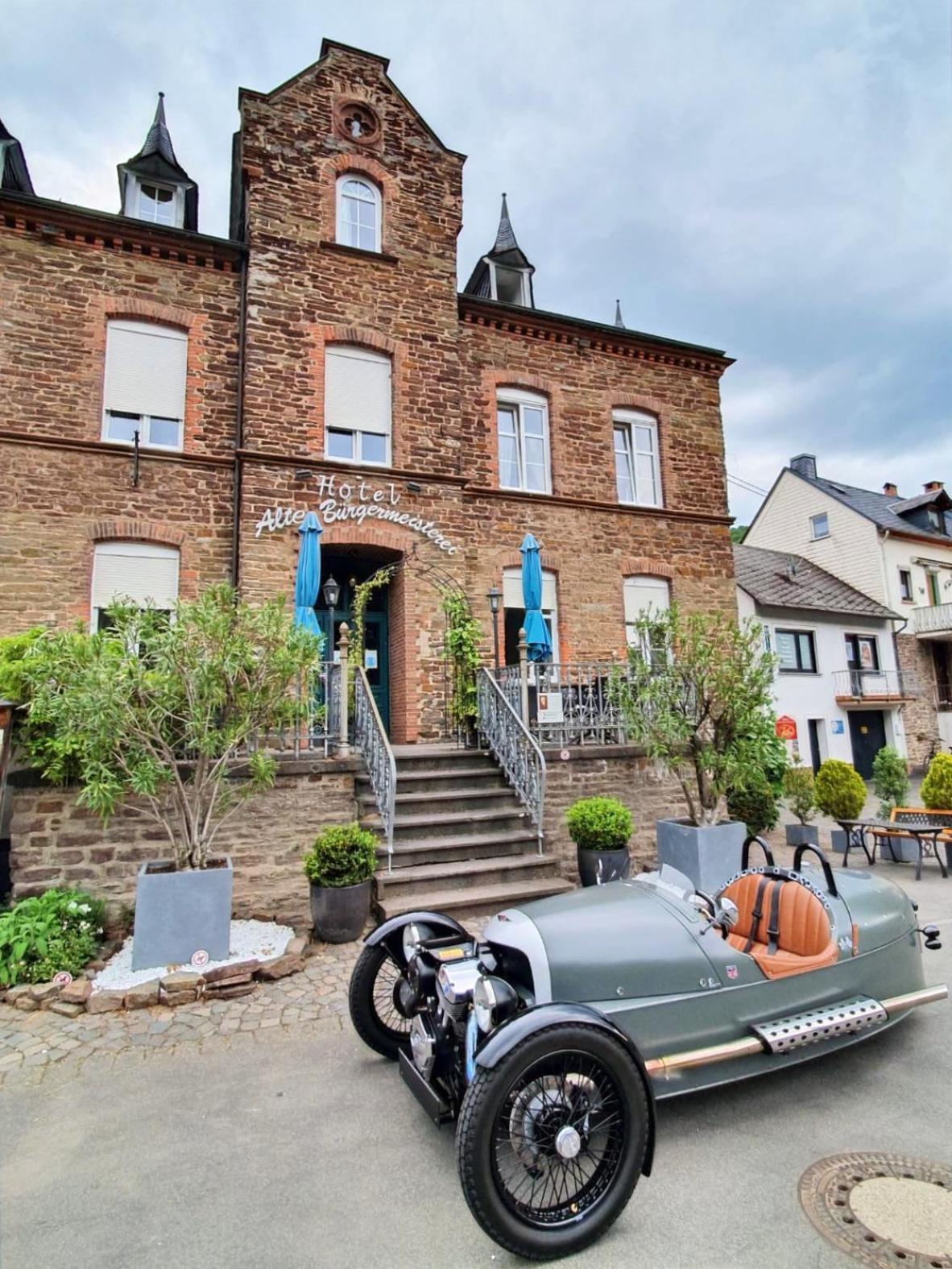 Hotel Alte Buergermeisterei Ediger-Eller Exteriör bild